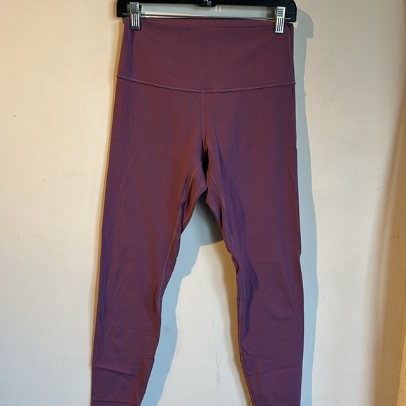 Lululemon Purple Capri Leggings - Picture 1 of 4